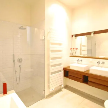 Mon Chic Maisonn Bed & Breakfast 4*
